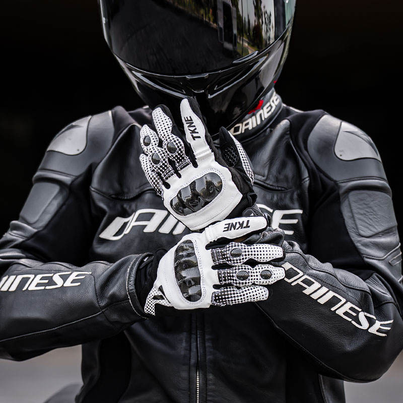 breathable carbon fiber motorcycle gloves effect breathable carbon fiber motorcycle gloves effect