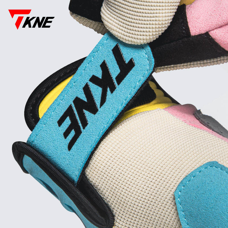 breathable summer motorcycle gloves details (1) breathable summer motorcycle gloves details (1)