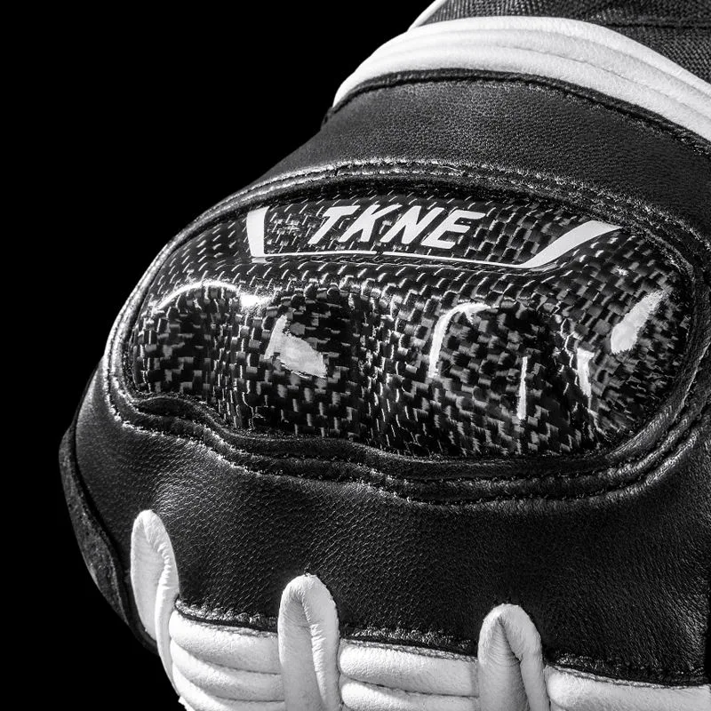 carbon fiber winter motorcycle gloves details (2)