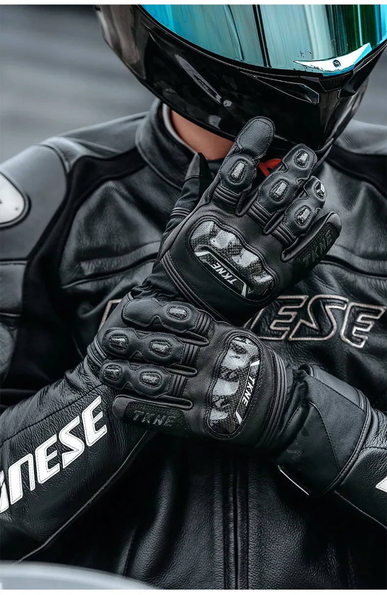 carbon fiber winter motorcycle gloves effect