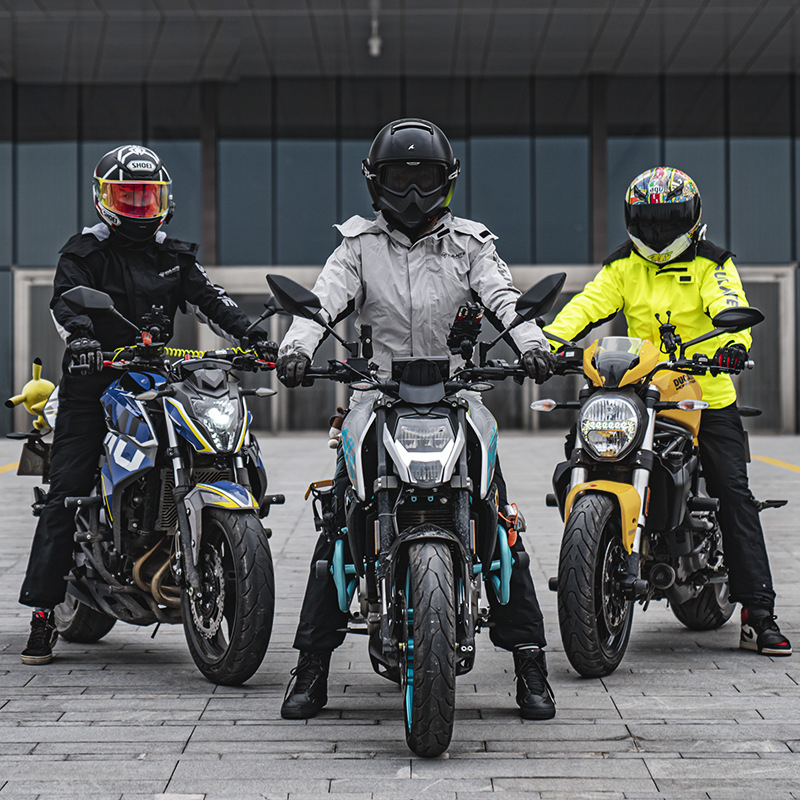 waterproof motorcycle rain suit scene waterproof motorcycle rain suit scene